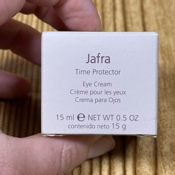 Jafra Time Protector Eye Cream 0.5 Oz 15 ml - Picture 6 of 11